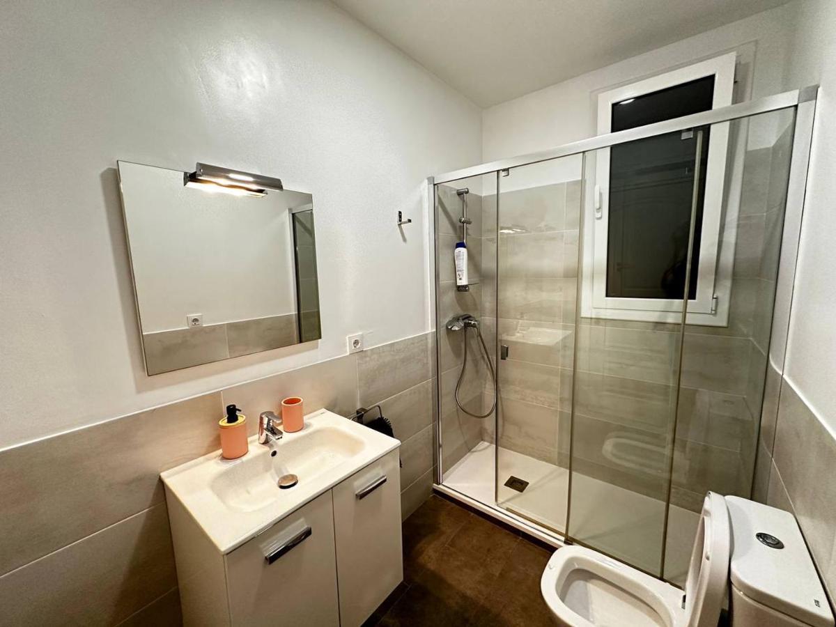 Rooms Nuevo Roger Барселона Экстерьер фото