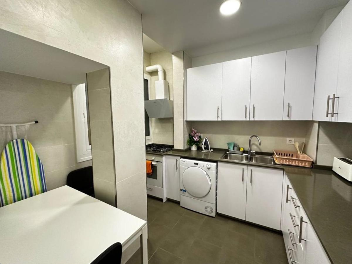 Rooms Nuevo Roger Барселона Экстерьер фото